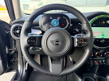 Mini Cooper Cooper — photo 16