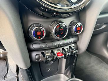 Mini Cooper Cooper — photo 21