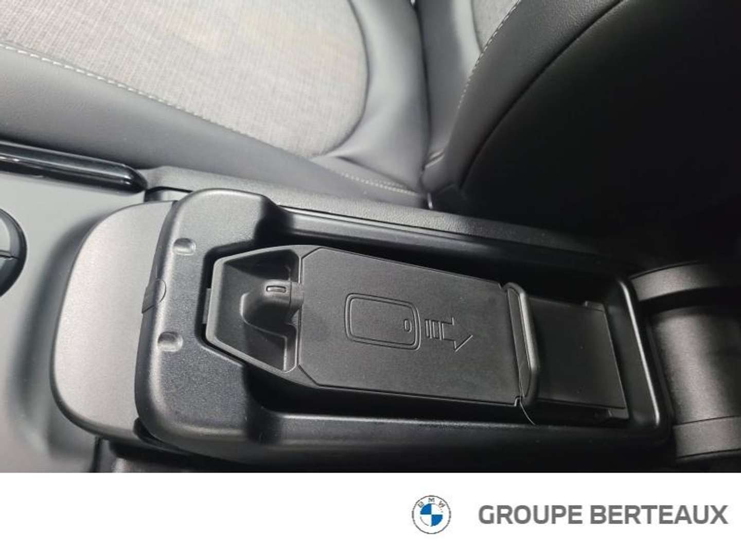 Mini Electric Essential Cooper E - 2023 - Joinsteer - #12