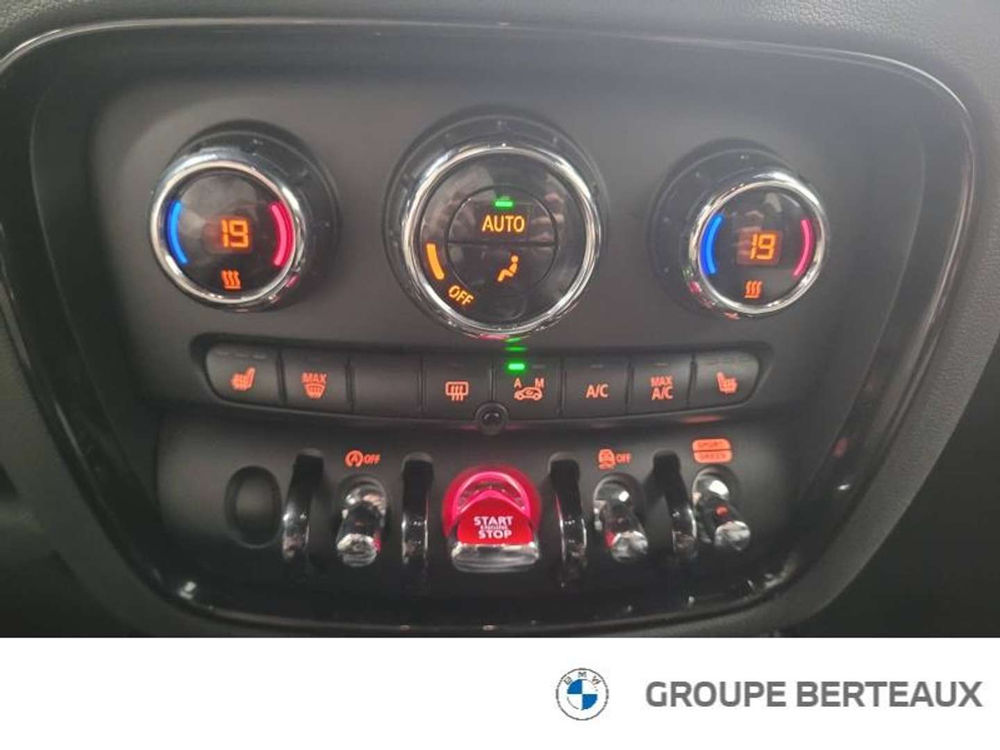 Mini Electric Essential Cooper E - 2023 - Joinsteer - #19