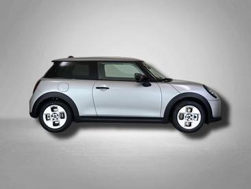 Mini Cooper Essential Cooper — photo 6
