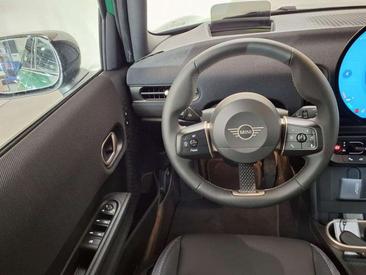 Mini Cooper Essential Cooper — photo 12