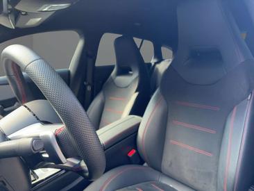 Mercedes CLA 200 Night — photo 13
