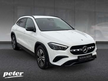 Mercedes GLA 180 Night Edition — photo 3