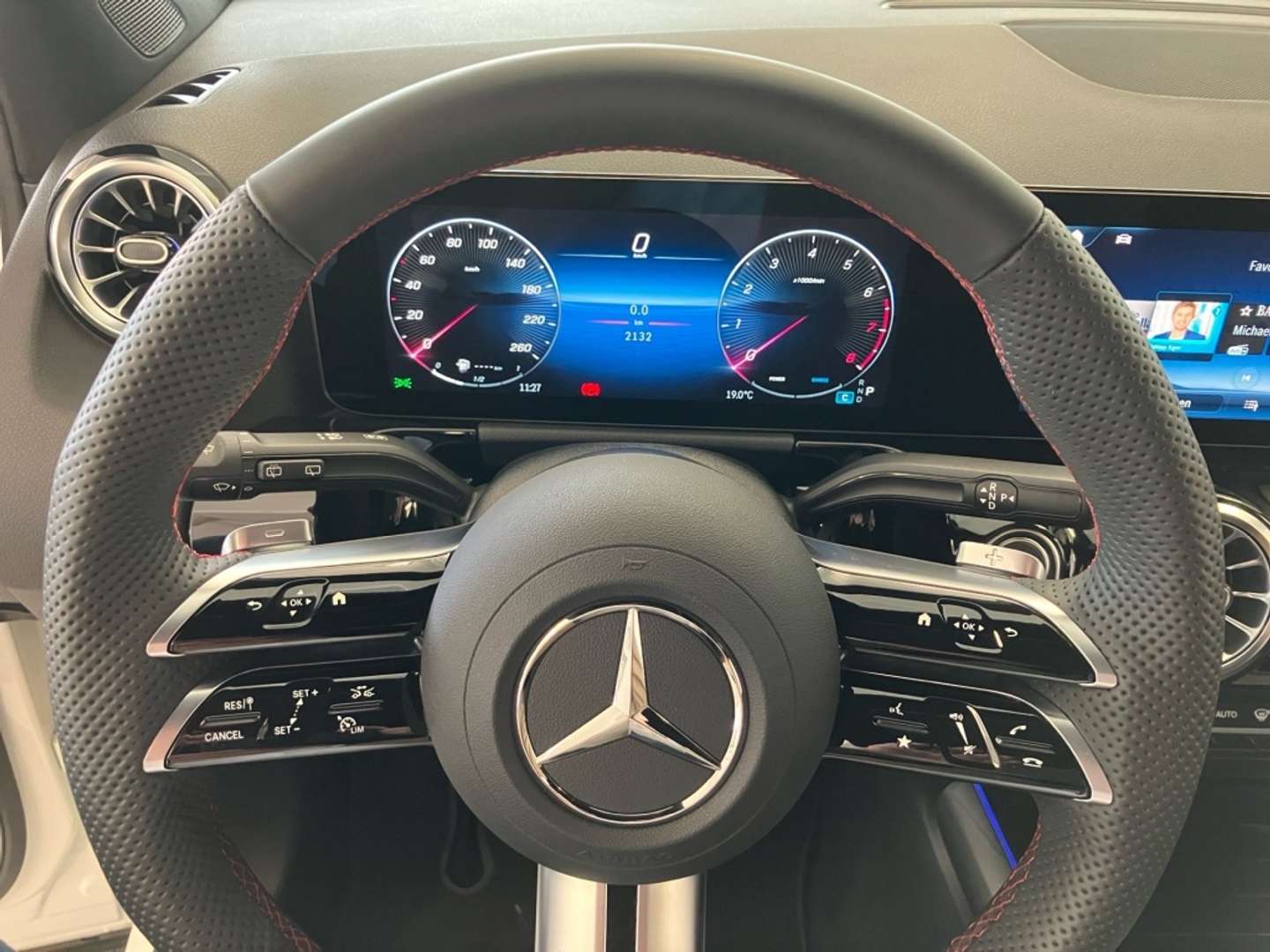 Mercedes GLA 180 AMG Line - 2025 - Joinsteer - #11