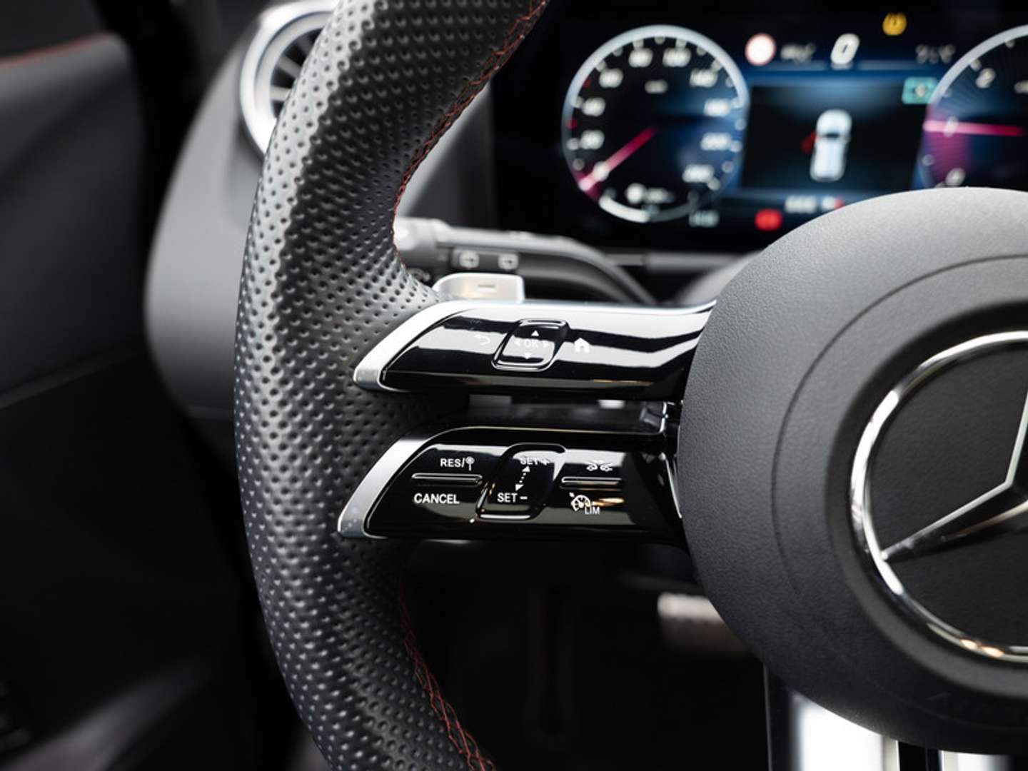Mercedes GLA 220 AMG Line - 2025 - Joinsteer - #18
