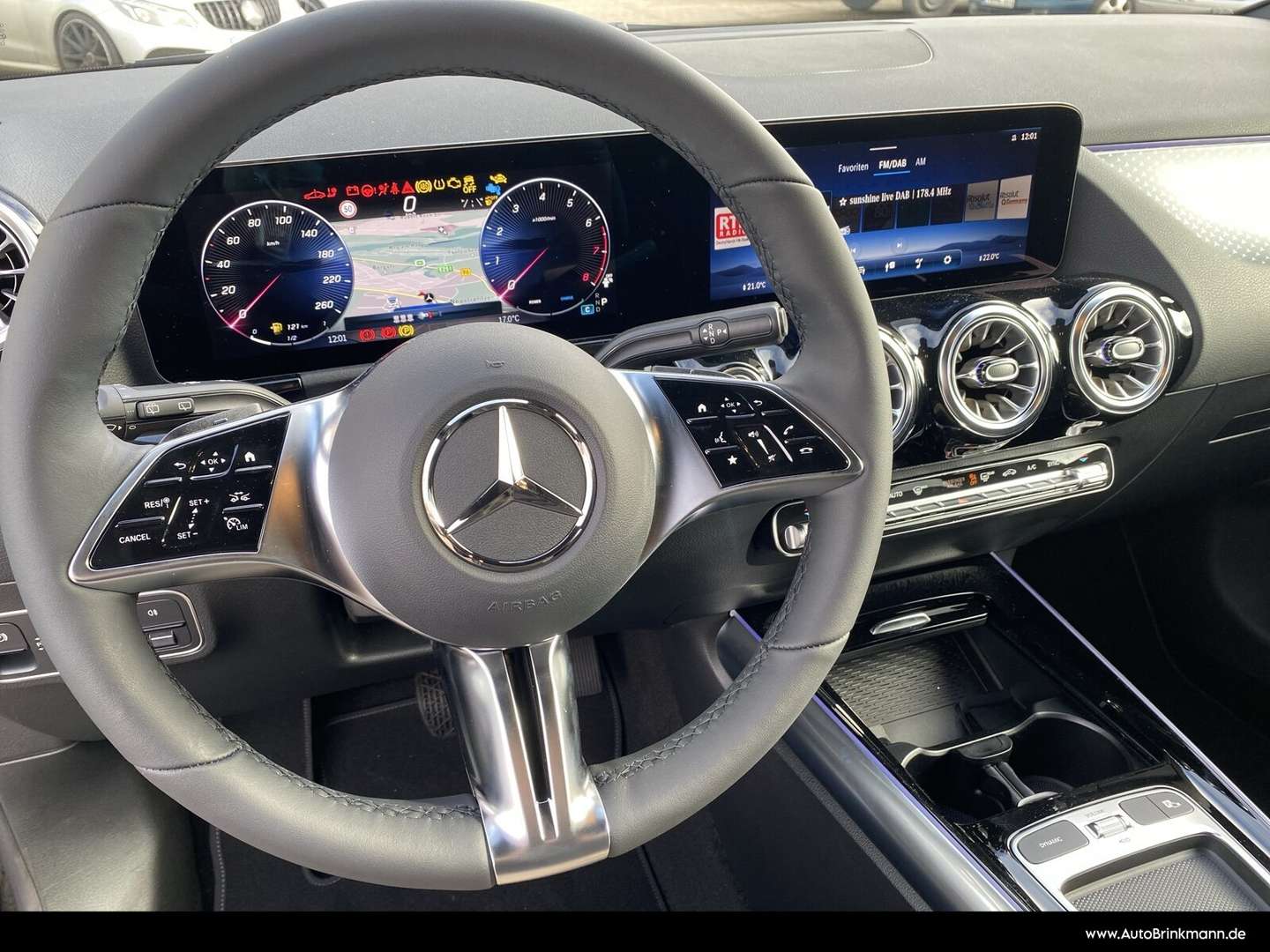 Mercedes GLA 200 Progressive - 2025 - Joinsteer - #11