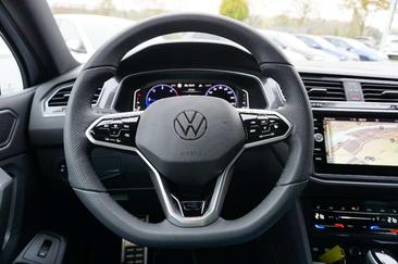 Volkswagen TIGUAN TDI 4Motion R-Line — photo 22