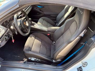 Porsche Boxster Spyder — photo 10