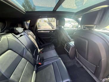 Porsche Cayenne III E-Hybrid — photo 11