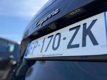 Porsche Cayenne III E-Hybrid — photo 18