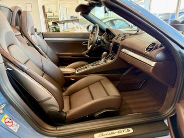 Porsche 718 Boxster GTS — photo 11