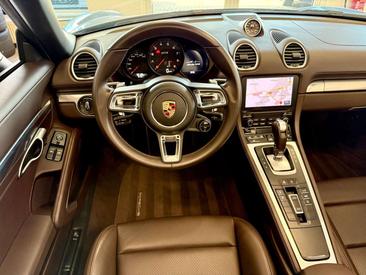 Porsche 718 Boxster GTS — photo 14