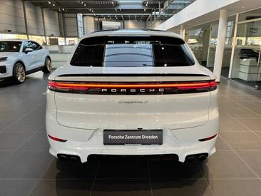 Porsche Cayenne III S E-Hybrid Coupé — photo 8