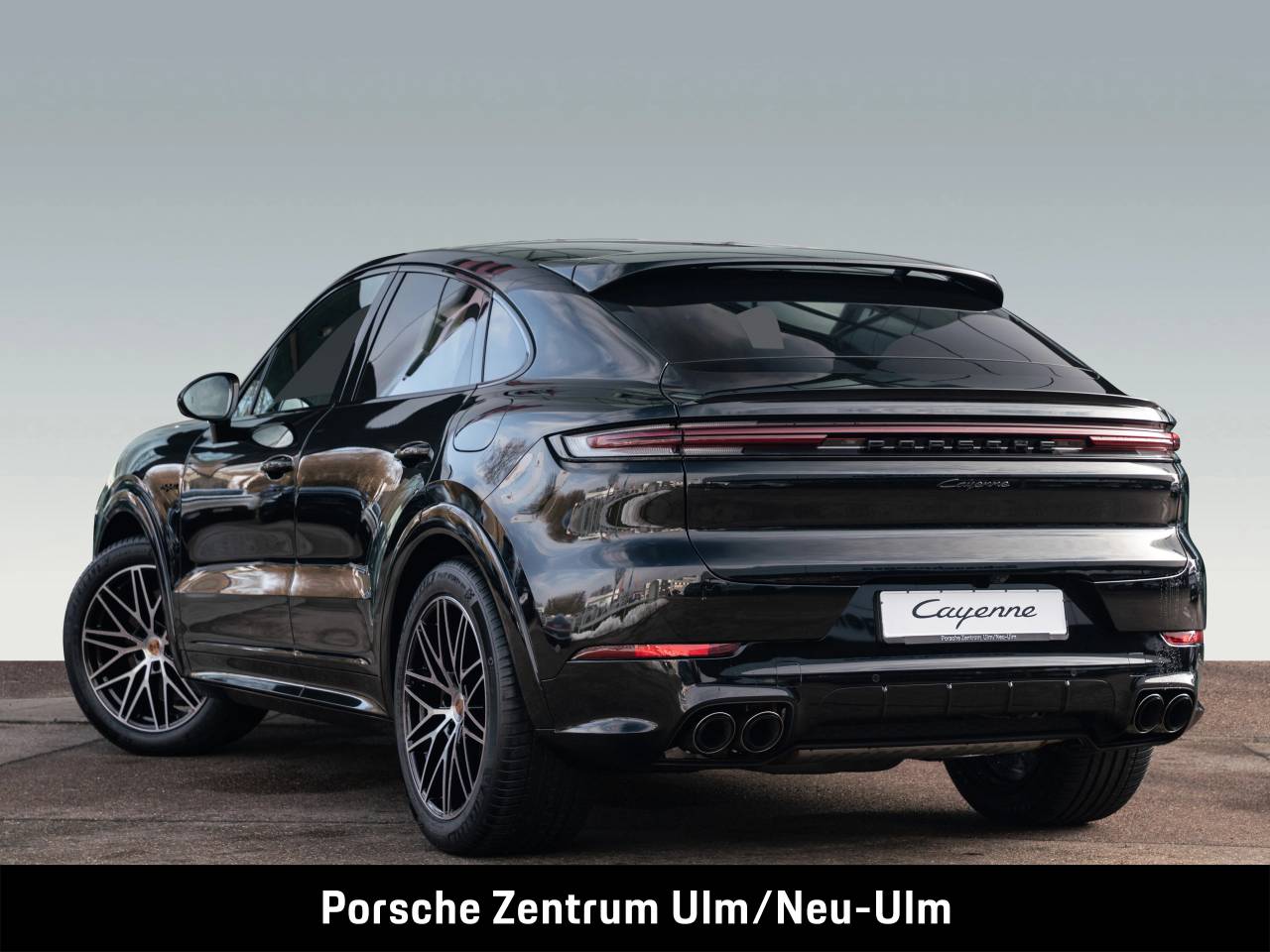 Porsche Cayenne III ph2 E-Hybrid Coupé Black Edition - 2026 - Joinsteer - #3