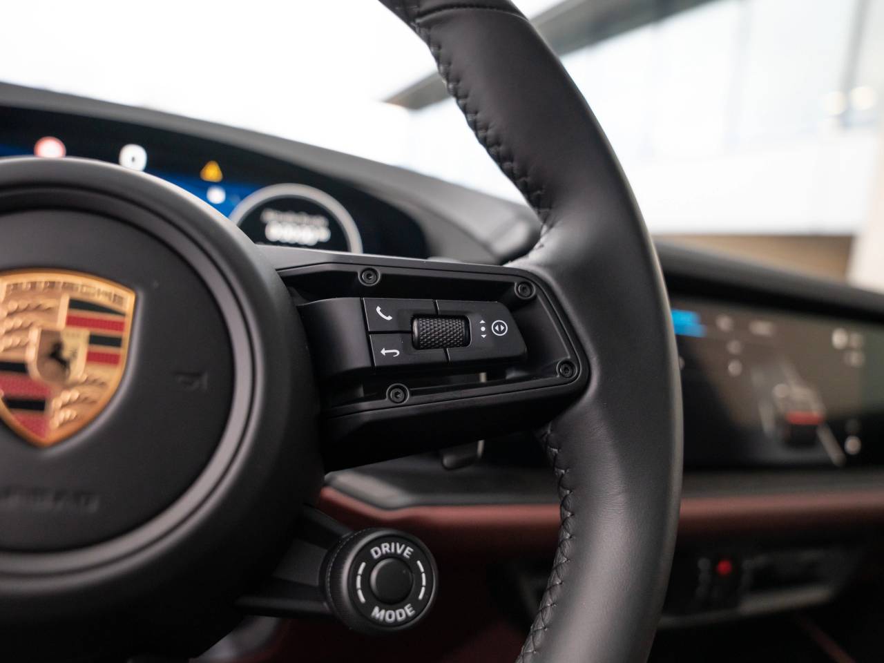 Porsche Cayenne III ph2 E-Hybrid Coupé Black Edition - 2026 - Joinsteer - #17