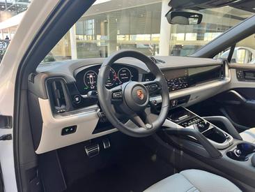 Porsche Cayenne III S E-Hybrid Coupé — photo 15
