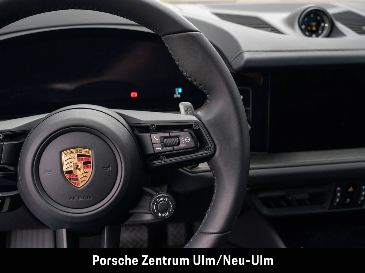 Porsche Cayenne III ph2 E-Hybrid Coupé Black Edition - 2026 - Joinsteer - #24