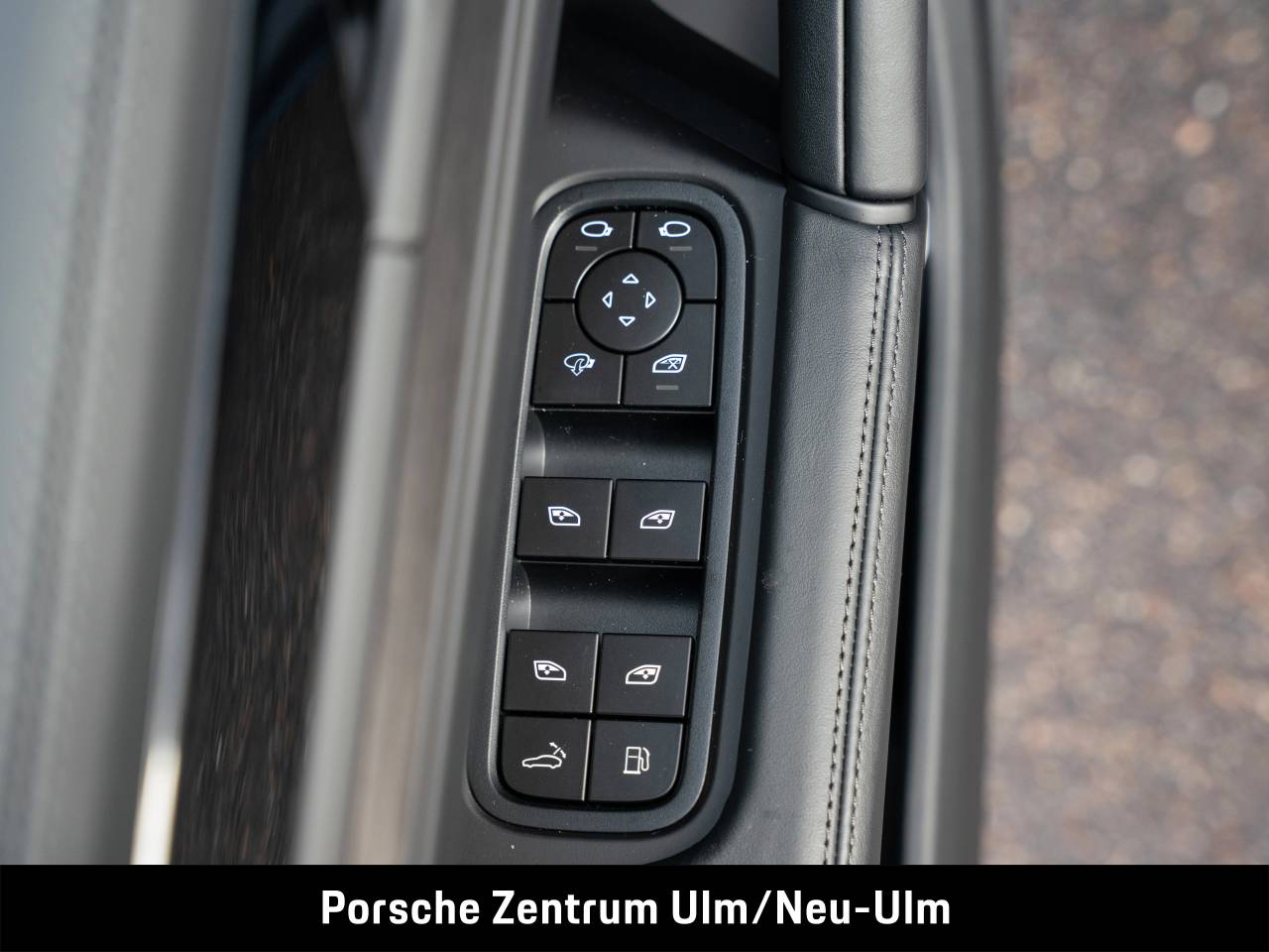 Porsche Cayenne III ph2 E-Hybrid Coupé Black Edition - 2026 - Joinsteer - #20