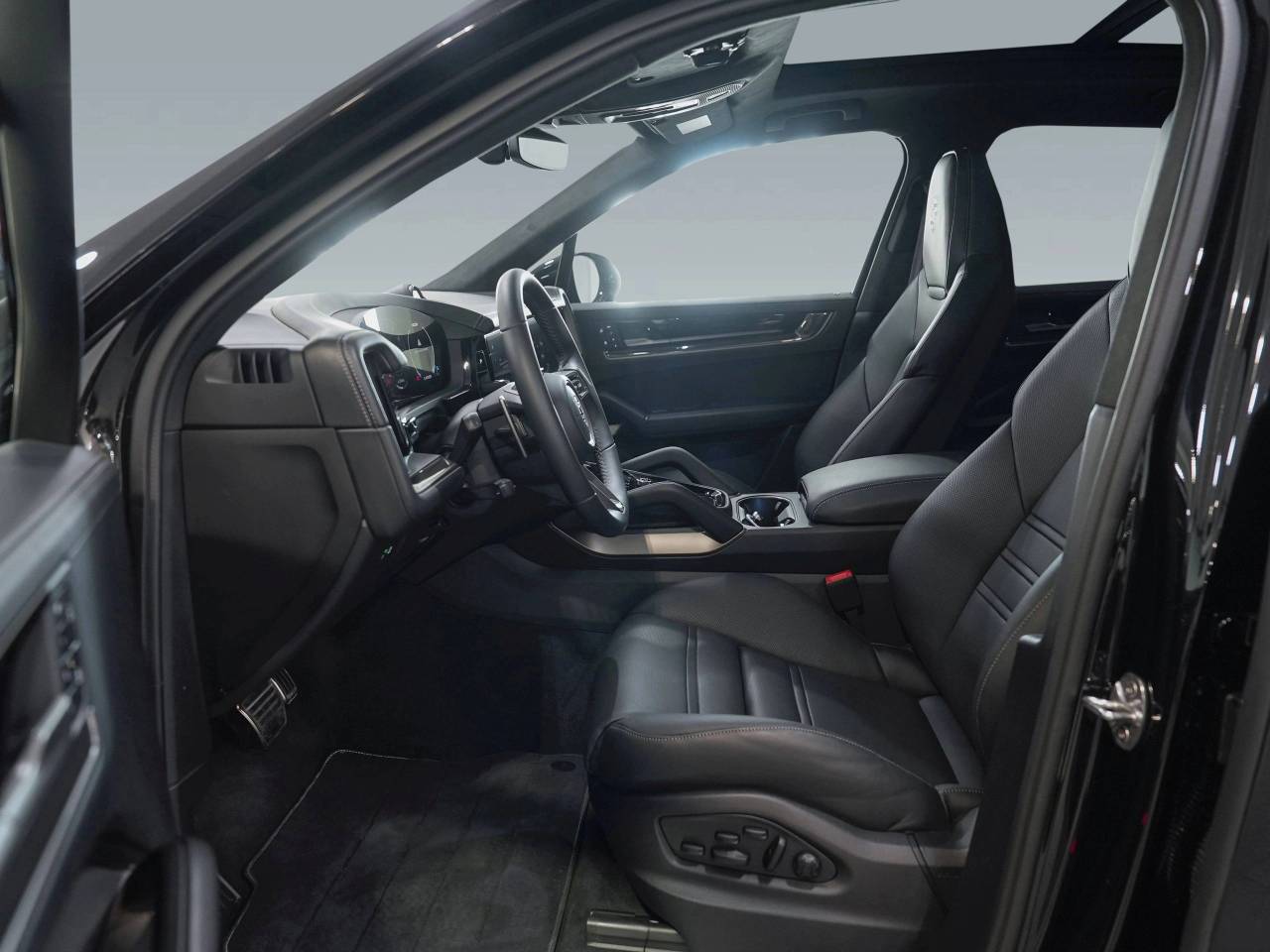 Porsche Cayenne III ph2 Turbo E-Hybrid - 2025 - Joinsteer - #11