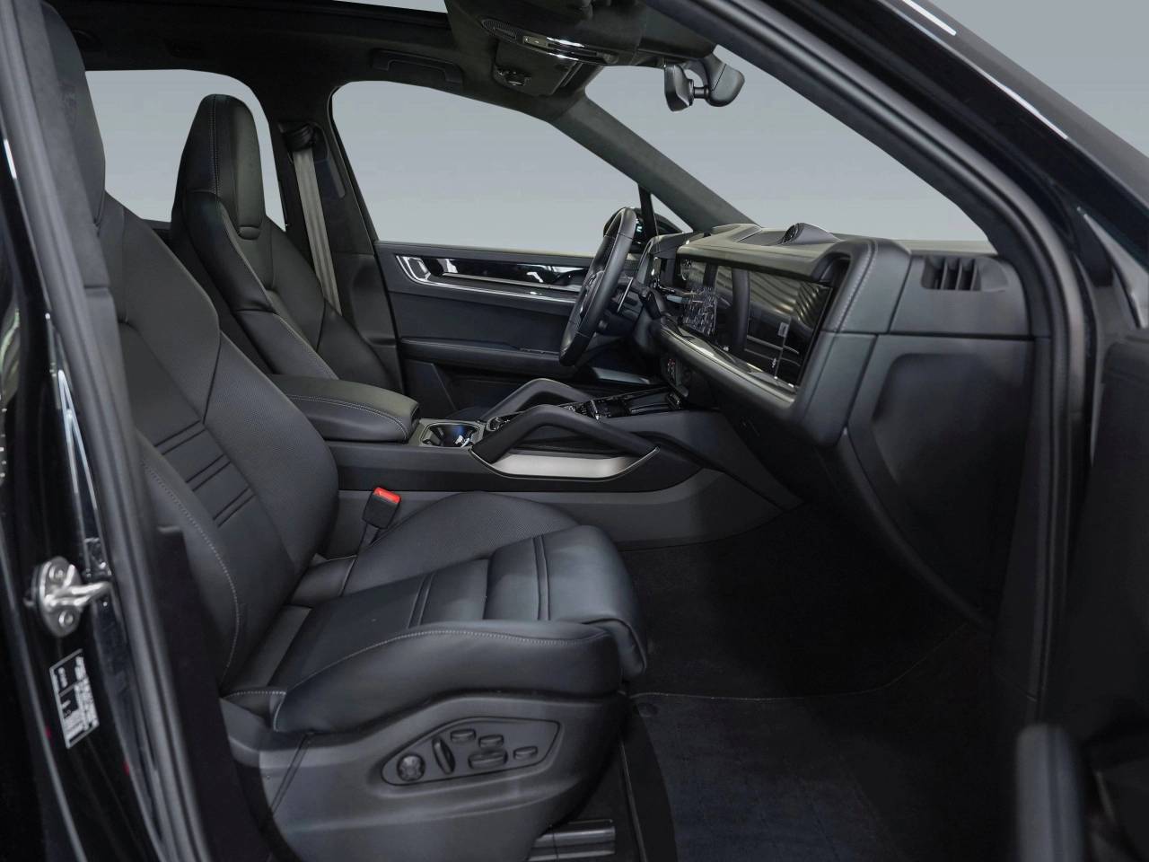 Porsche Cayenne III ph2 Turbo E-Hybrid - 2025 - Joinsteer - #12