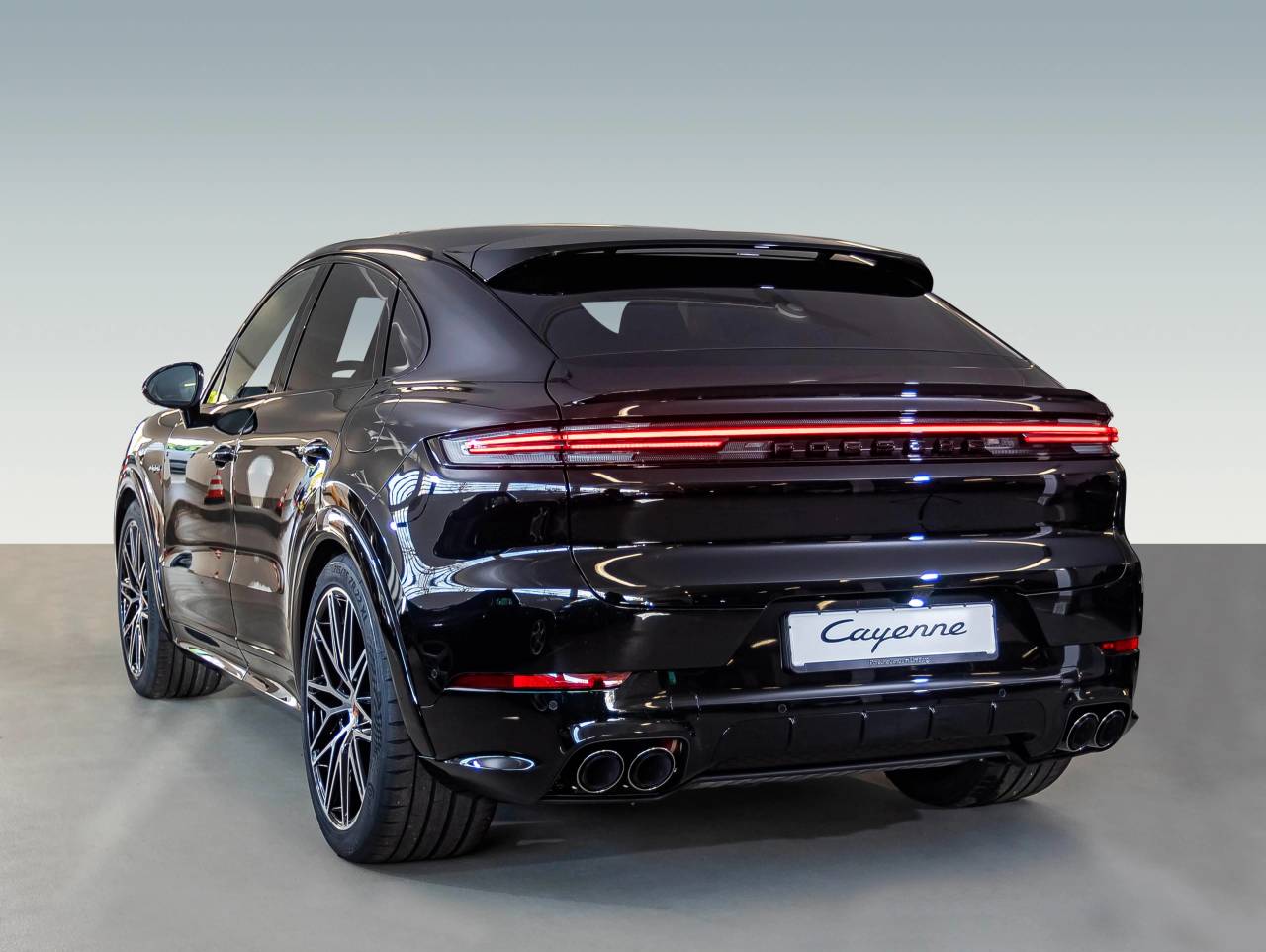 Porsche Cayenne III ph2 S E-Hybrid Coupé Black Edition - 2026 - Joinsteer - #10
