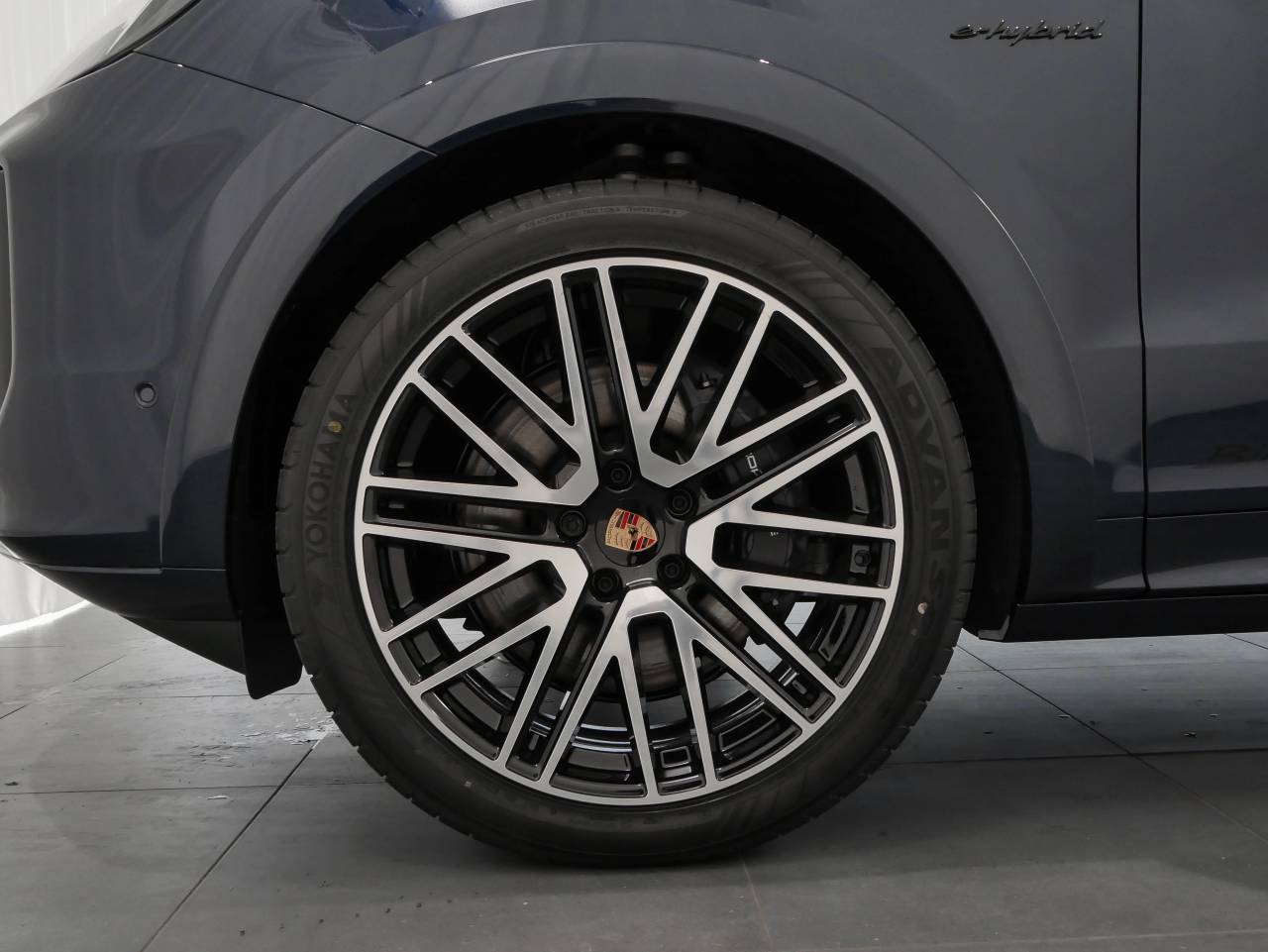 Porsche Cayenne III ph2 E-Hybrid Black Edition - 2026 - Joinsteer - #10