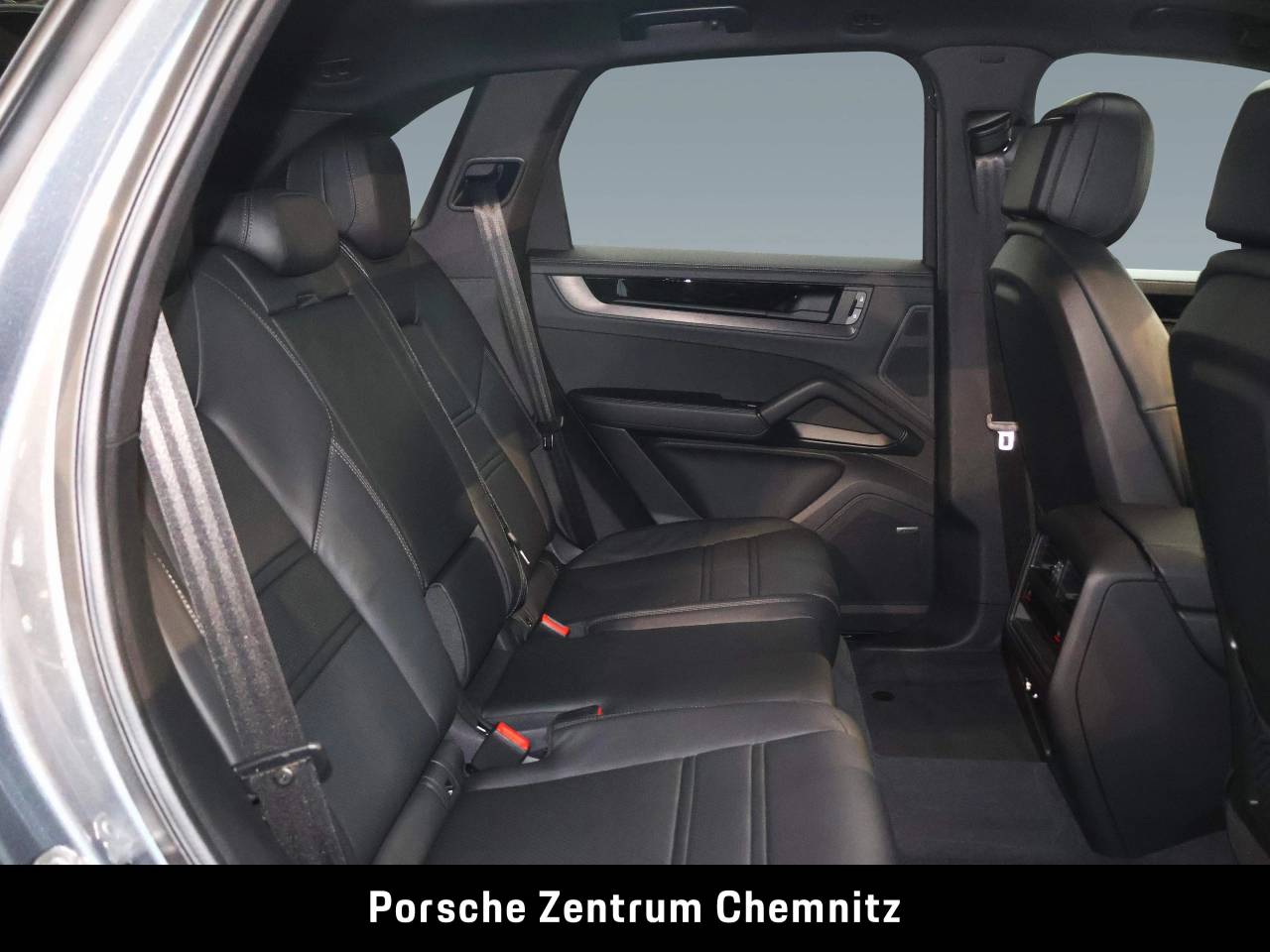 Porsche Cayenne III ph2 Black Edition - 2026 - Joinsteer - #16