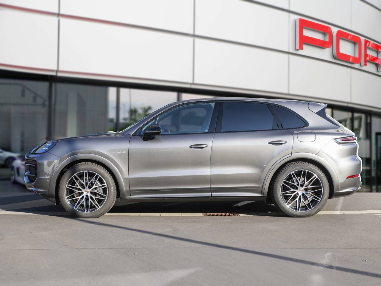 Porsche Cayenne III ph2 E-Hybrid Black Edition - 2025 - Joinsteer - #2
