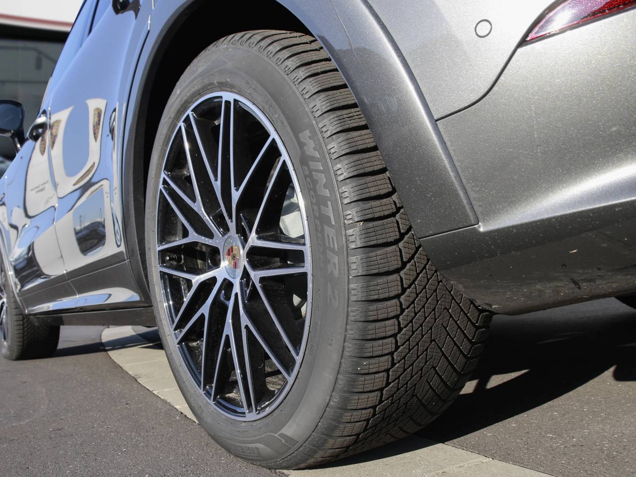 Porsche Cayenne III ph2 E-Hybrid Black Edition - 2025 - Joinsteer - #6