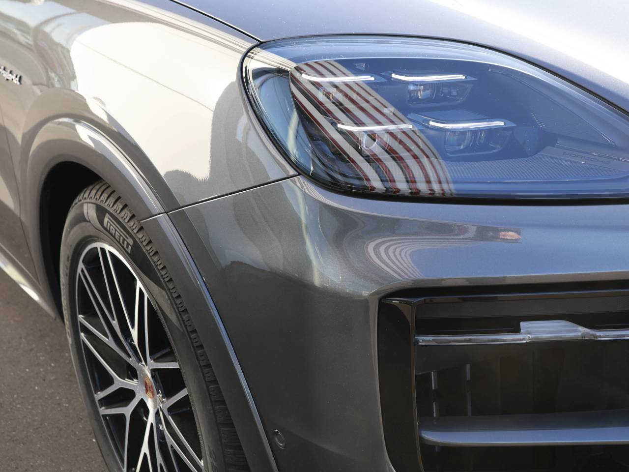 Porsche Cayenne III ph2 E-Hybrid Black Edition - 2025 - Joinsteer - #9