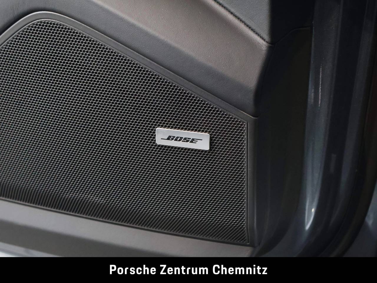 Porsche Cayenne III ph2 Black Edition - 2026 - Joinsteer - #35