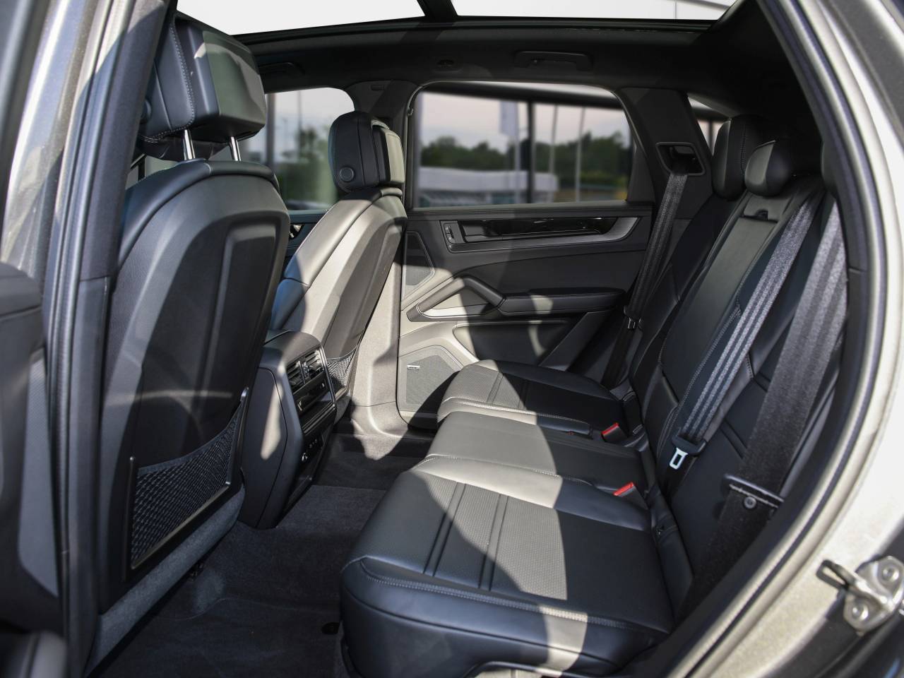 Porsche Cayenne III ph2 E-Hybrid Black Edition - 2025 - Joinsteer - #21