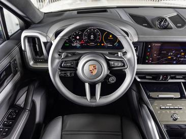 Porsche Cayenne III S Coupé — photo 23