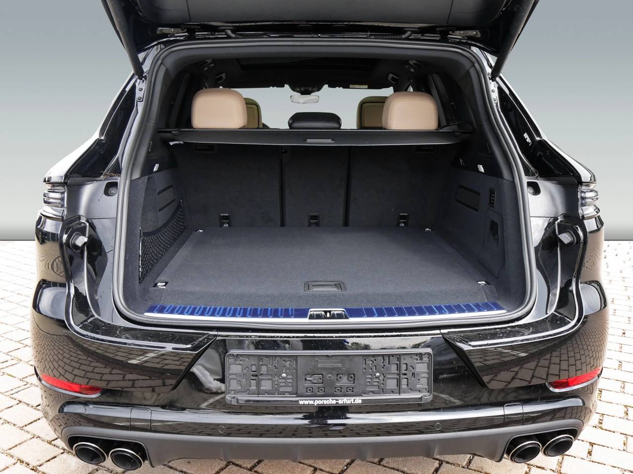 Porsche Cayenne III ph2 E-Hybrid Black Edition - 2026 - Joinsteer - #17