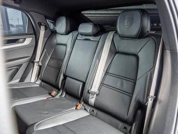 Porsche Cayenne III S Coupé — photo 35