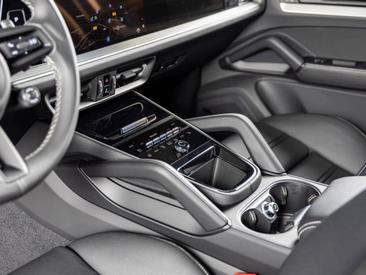 Porsche Cayenne III S Coupé — photo 45