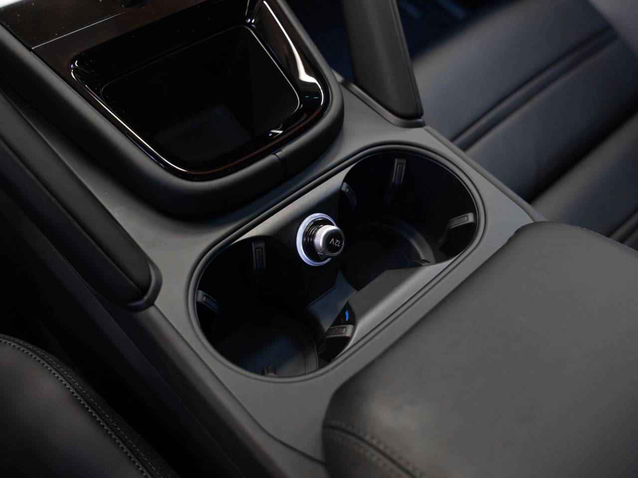 Porsche Cayenne III ph2 E-Hybrid Black Edition - 2026 - Joinsteer - #23