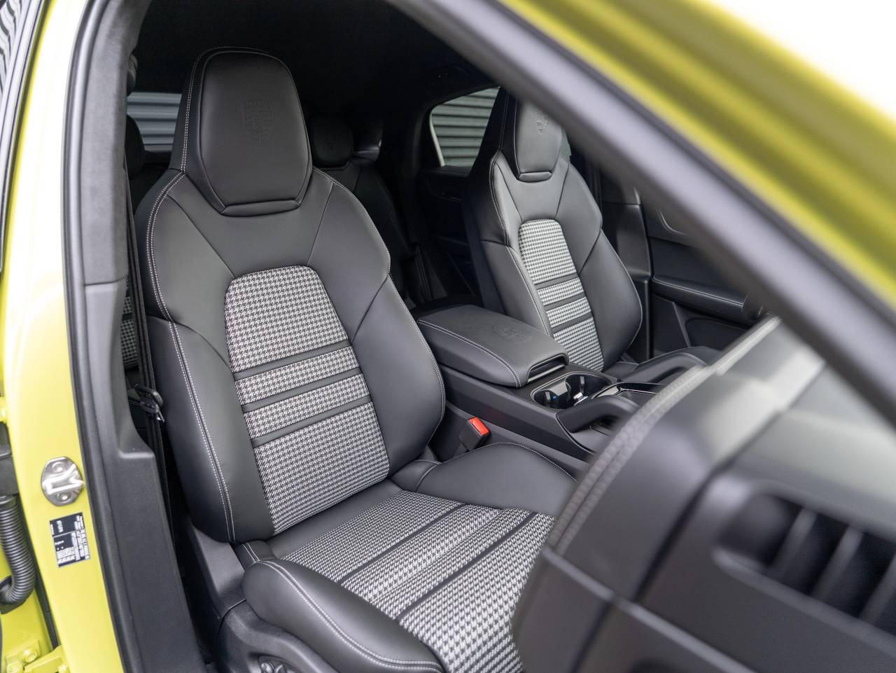 Porsche Cayenne III ph2 S E-Hybrid Coupé Black Edition - 2026 - Joinsteer - #33
