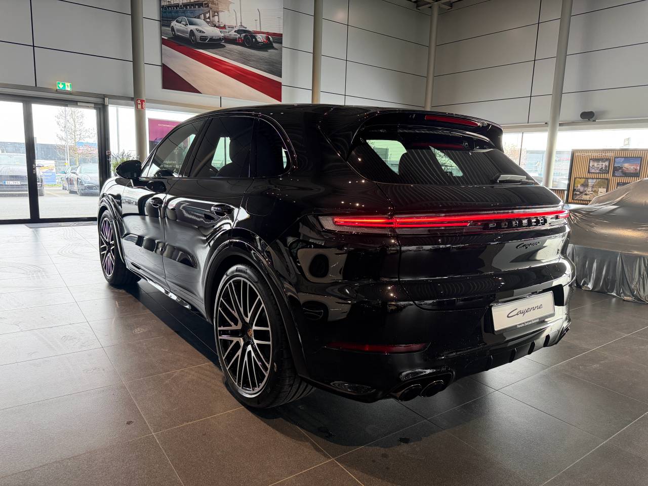 Porsche Cayenne III ph2 E-Hybrid Black Edition - 2026 - Joinsteer - #3