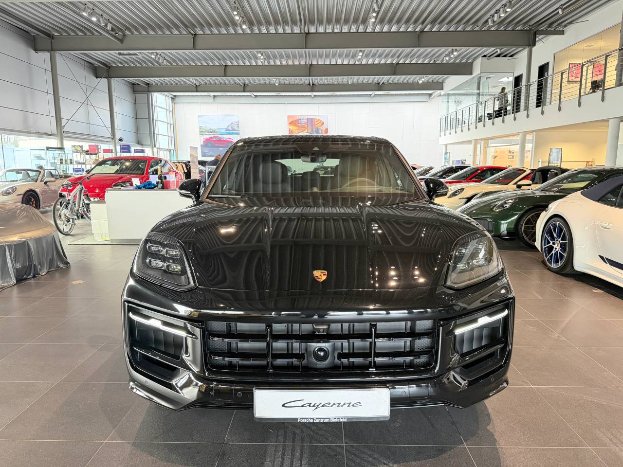 Porsche Cayenne III ph2 E-Hybrid Black Edition - 2026 - Joinsteer - #4