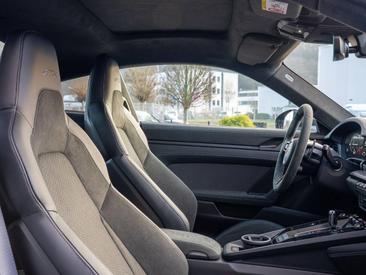 Porsche 992 II Carrera GTS — photo 29