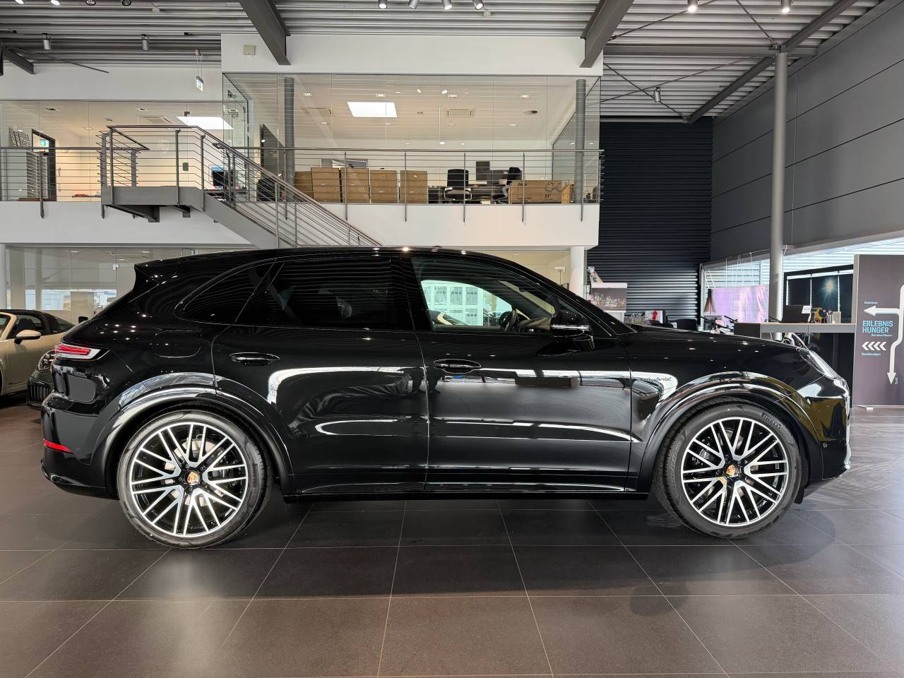Porsche Cayenne III ph2 E-Hybrid Black Edition - 2026 - Joinsteer - #7