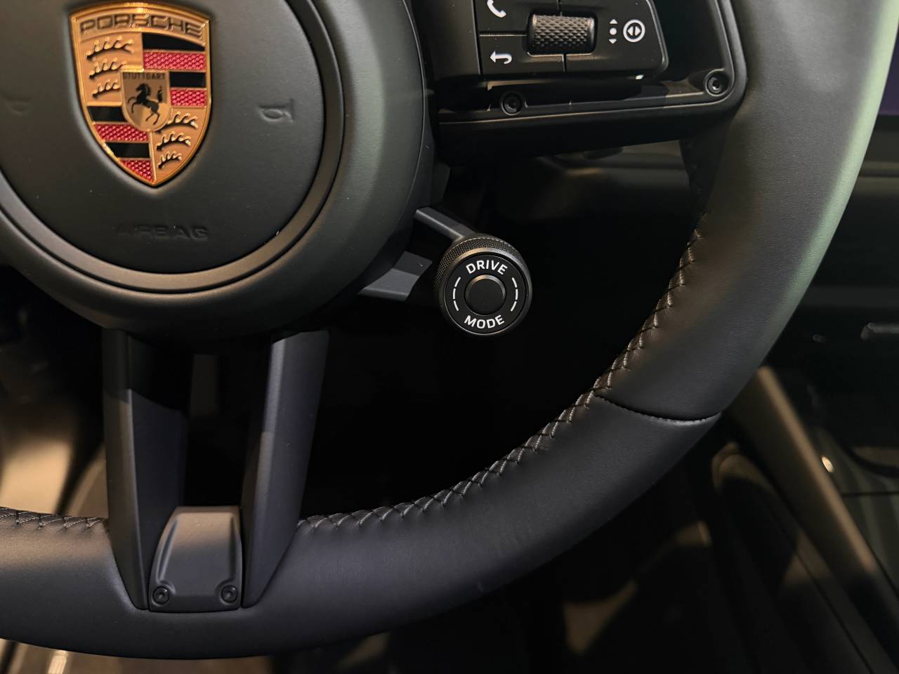 Porsche Cayenne III ph2 E-Hybrid Black Edition - 2026 - Joinsteer - #15