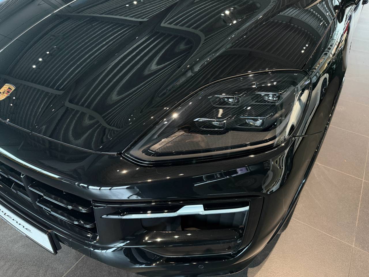 Porsche Cayenne III ph2 E-Hybrid Black Edition - 2026 - Joinsteer - #26