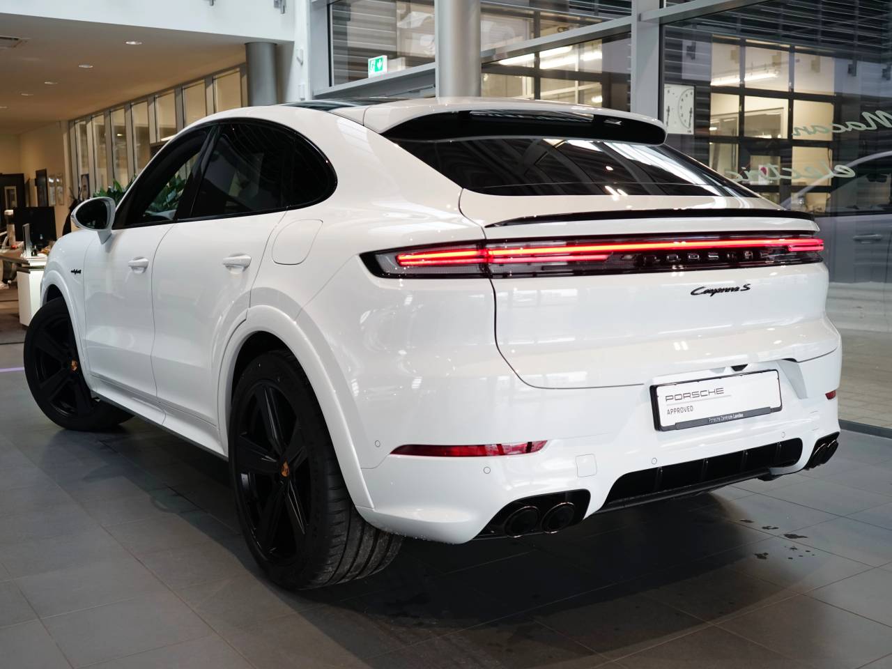 Porsche Cayenne III ph2 S E-Hybrid Coupé - 2025 - Joinsteer - #3