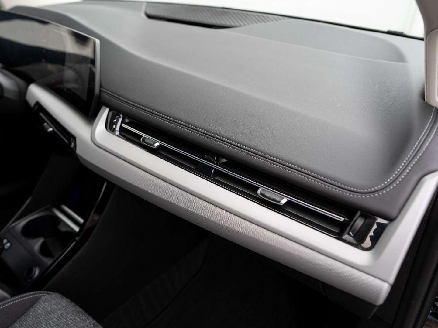 BMW Série 2 Active Tourer Shadow Line 220i - 2025 - Joinsteer - #13