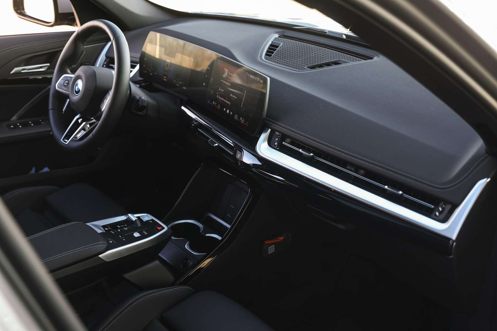BMW IX1 M Sport EDrive20 - 2026 - Joinsteer - #11