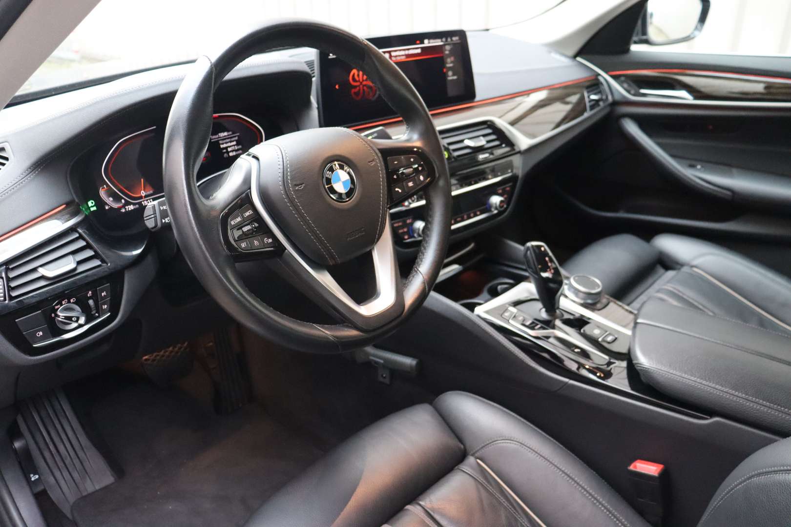 BMW Série 5 Luxury 520i - 2022 - Joinsteer - #13