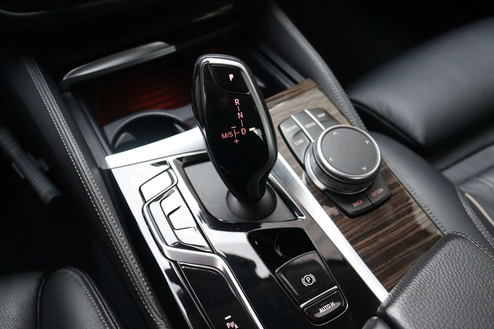 BMW Série 5 Luxury 520i - 2022 - Joinsteer - #14